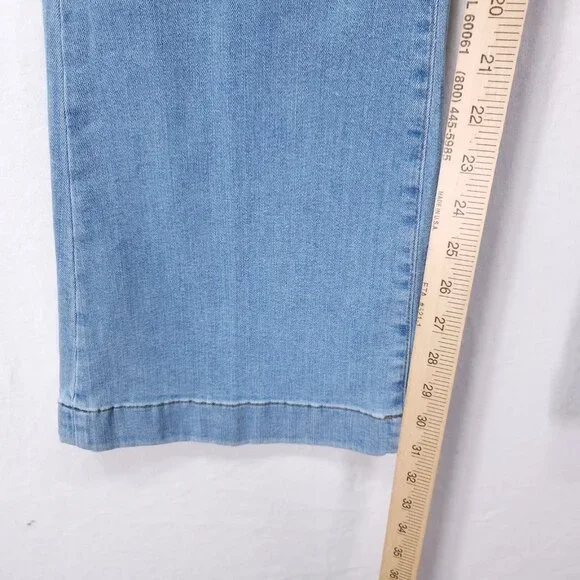 7 For All Mankind Dojo Tailorless Flare Leg Jean Size 25 Slim Evolution